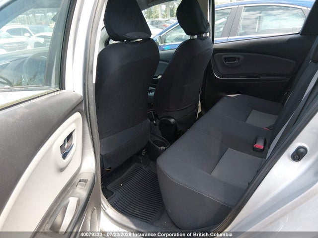 VNKKTUD34JA096780 Toyota Yaris L/le/se