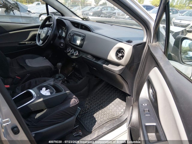 VNKKTUD34JA096780 Toyota Yaris L/le/se
