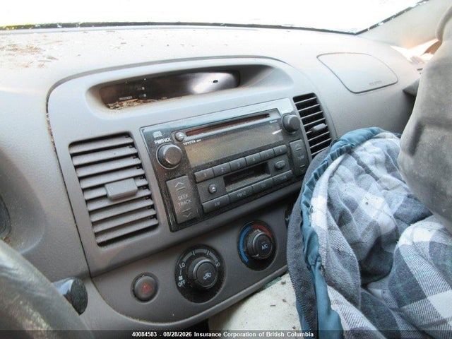 40084583 :رقم المزاد ، JTDBF32K320053415 vin ، 2002 Toyota Camry مزاد بيع