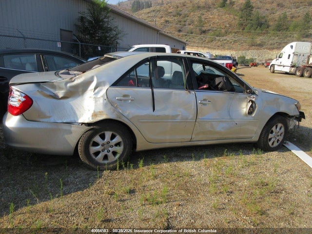 40084583 :رقم المزاد ، JTDBF32K320053415 vin ، 2002 Toyota Camry مزاد بيع