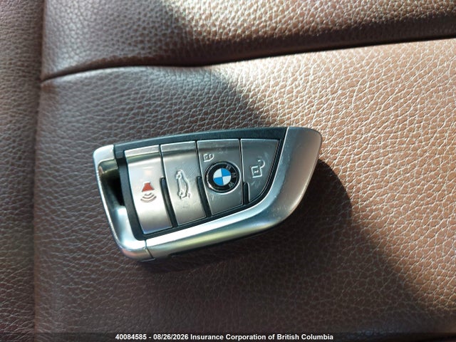 BMW X5 2018 5UXKR0C57J0Y05760 Image 11