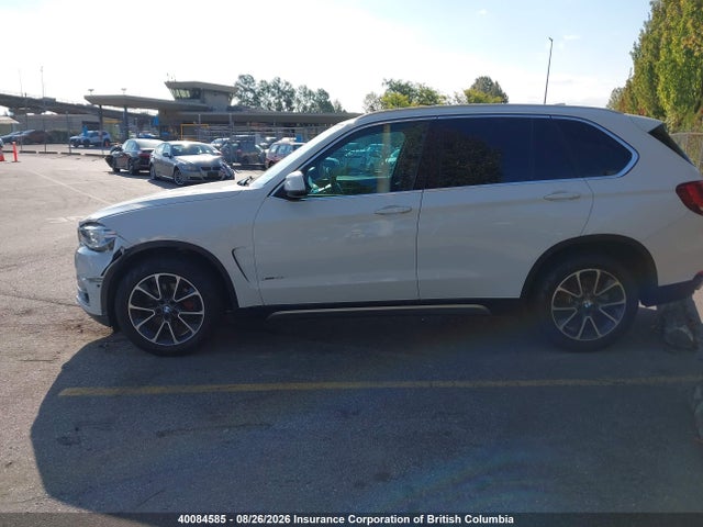 BMW X5 2018 5UXKR0C57J0Y05760 Image 14