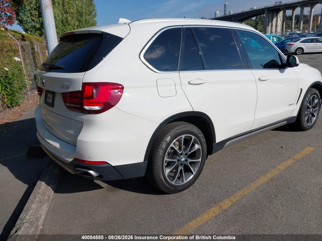 BMW X5 2018 5UXKR0C57J0Y05760 Image 4