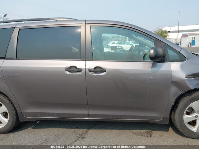Toyota Sienna 2015 5TDZK3DC4FS534115 Image 14