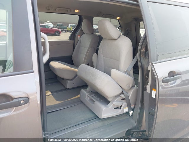 Toyota Sienna 2015 5TDZK3DC4FS534115 Image 21