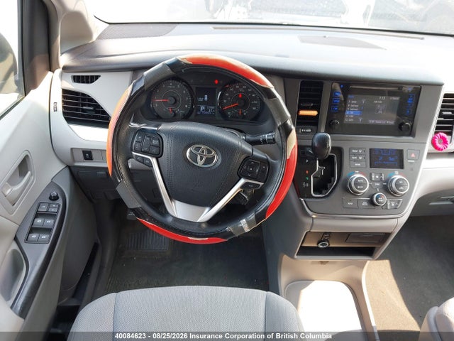 Toyota Sienna 2015 5TDZK3DC4FS534115 Image 22