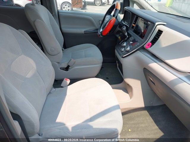 Toyota Sienna 2015 5TDZK3DC4FS534115 Image 5
