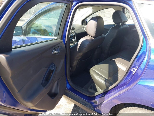 40084627 :رقم المزاد ، 1FAHP3M25CL406554 vin ، 2012 Ford Focus مزاد بيع