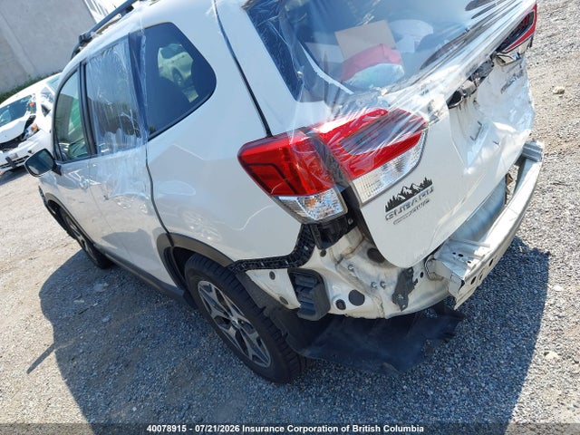 Subaru Forester Premium 2019 JF2SKEDC4KH462166 Image 3