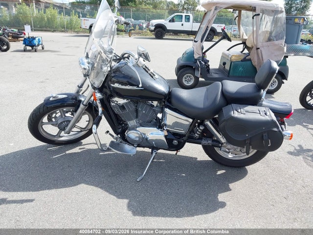 40084702 :رقم المزاد ، 1HFSC18246A000104 vin ، 2006 Honda Vt1100 C3 مزاد بيع