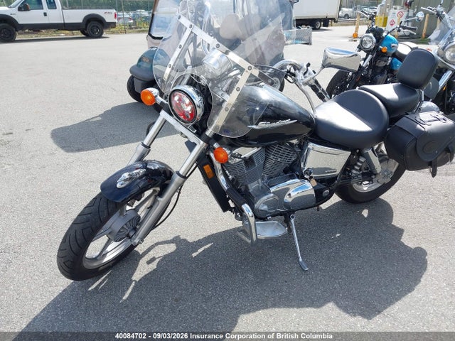 40084702 :رقم المزاد ، 1HFSC18246A000104 vin ، 2006 Honda Vt1100 C3 مزاد بيع