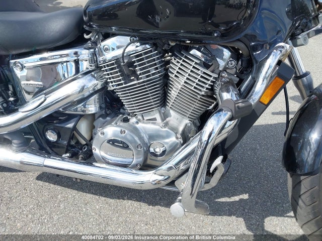 40084702 :رقم المزاد ، 1HFSC18246A000104 vin ، 2006 Honda Vt1100 C3 مزاد بيع