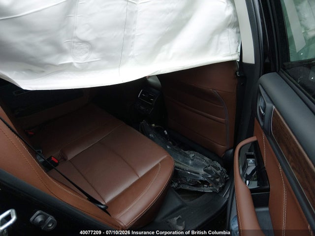 Subaru Outback Touring 2018 4S4BSDTC7J3238326 Image 8