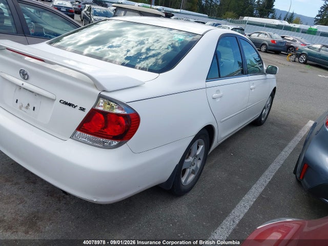 2005 Toyota Camry Le/xle/se მანქანა იყიდება აუქციონზე, vin: 4T1BE32KX5U005468, აუქციონის ნომერი: 40078978