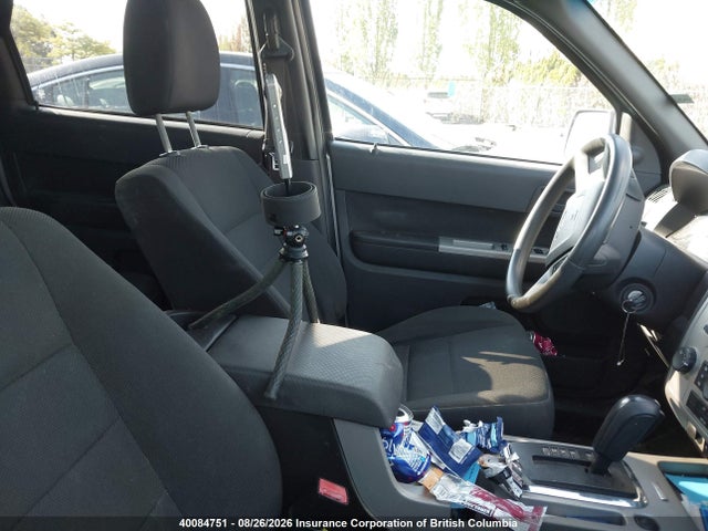 Продажа на аукционе авто 2009 Ford Escape Xlt, vin: 1FMCU93G69KC00750, номер лота: 40084751