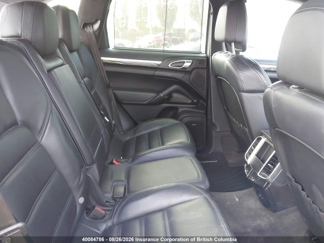 40084786 :رقم المزاد ، WP1AC2A23DLA90965 vin ، 2013 Porsche Cayenne Turbo مزاد بيع