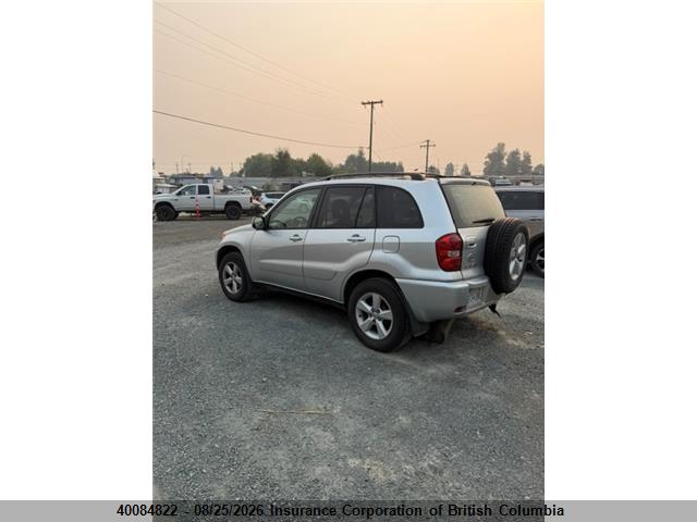 2004 Toyota Rav4 მანქანა იყიდება აუქციონზე, vin: JTEHD20V846012619, აუქციონის ნომერი: 40084822
