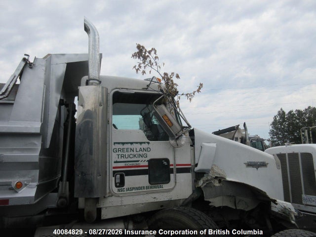 Aukcja sprzedaży 2006 Kenworth Construction T800, vin: 1NKDL40X86R991030, numer aukcji: 40084829