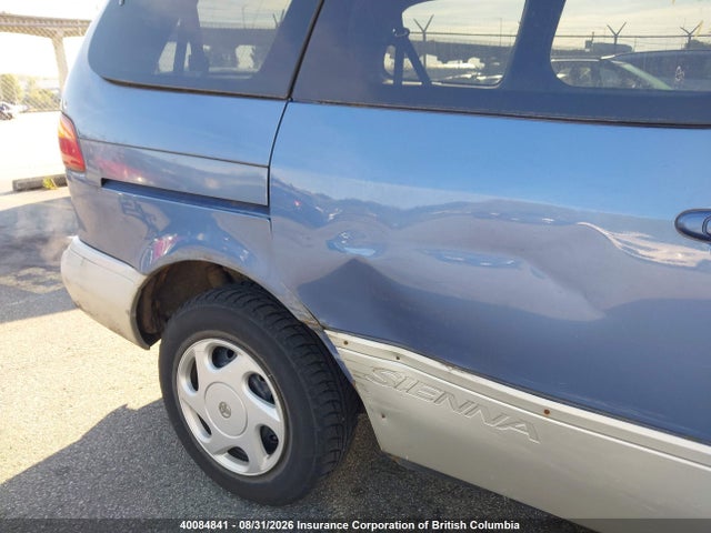 Продаж на аукціоні авто 2000 Toyota Sienna Le/xle, vin: 4T3ZF13C5YU302246, номер лоту: 40084841