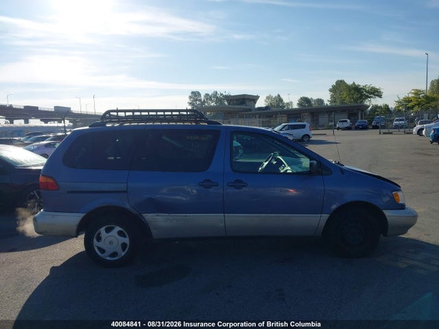 Продаж на аукціоні авто 2000 Toyota Sienna Le/xle, vin: 4T3ZF13C5YU302246, номер лоту: 40084841