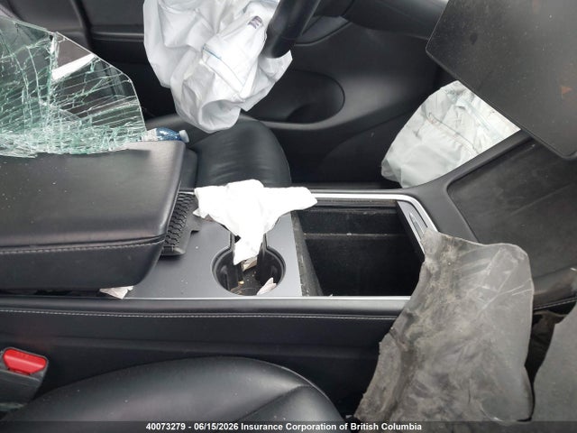 Tesla Model Y 2021 5YJYGAEE8MF264860 Image 11
