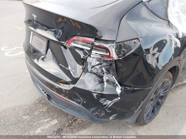 Tesla Model Y 2021 5YJYGAEE8MF264860 Image 19