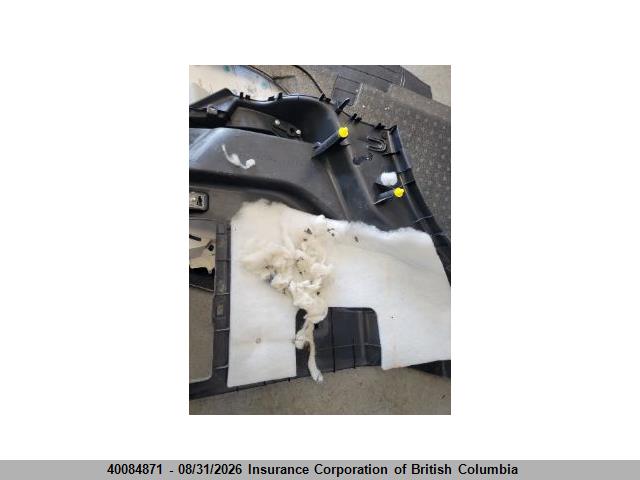 40084871 :رقم المزاد ، JM1DE1HY1B0127328 vin ، 2011 Mazda Mazda2 مزاد بيع