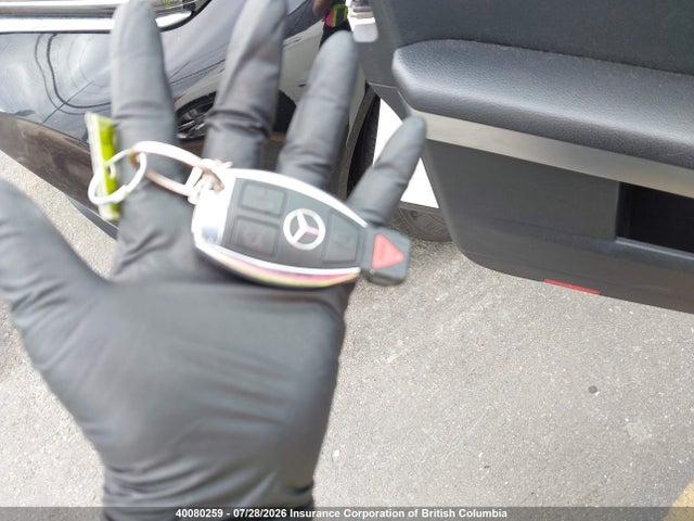 40080259 :رقم المزاد ، WDCGG8HB8BF633578 vin ، 2011 Mercedes-benz Glk 350 4matic مزاد بيع