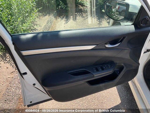 Honda Civic 2018 2HGFC2F69JH024403 Image 9