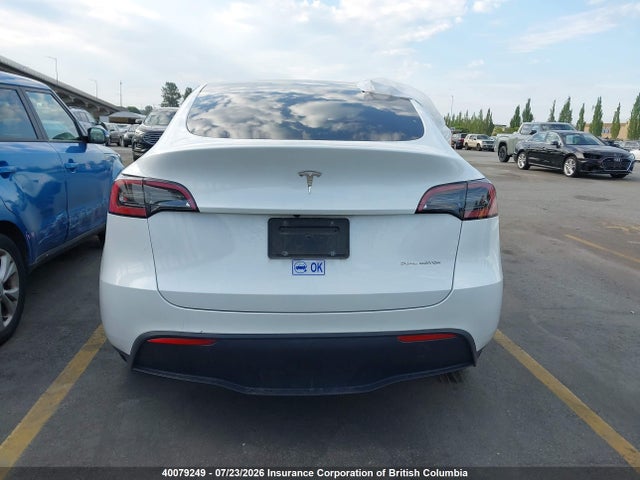 Tesla Model Y 2023 7SAYGDEEXPF605751 Image 17