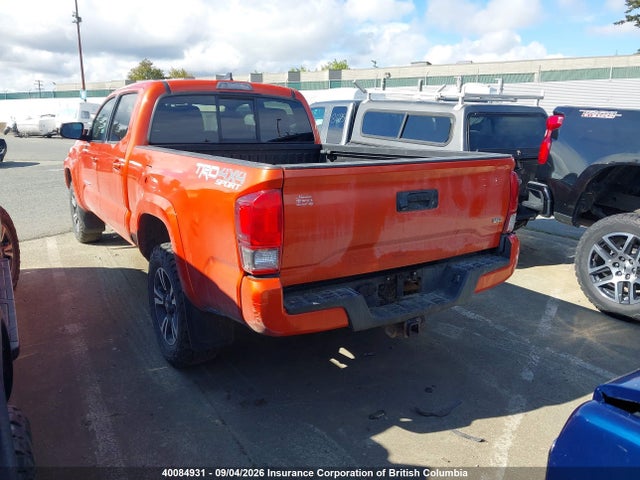 Auction sale of the 2016 Toyota Tacoma Dbl Cab/sr5/trd Sport/or, vin: 5TFDZ5BN5GX002115, lot number: 40084931