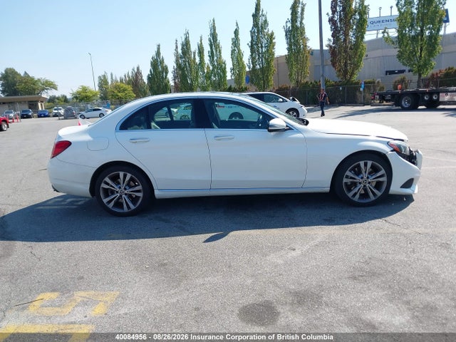 55SWF4KB7JU265112 Mercedes-Benz C 300 4matic