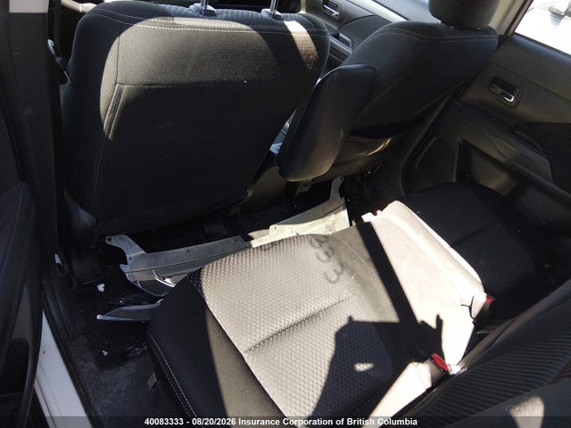 Mitsubishi Outlander Es 2018 JA4AZ2A35JZ616427 Image 8