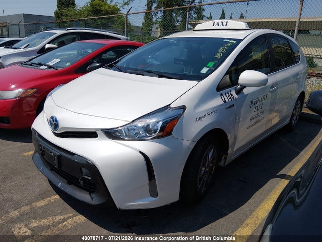 JTDZN3EUXHJ068186 Toyota PRIUS V