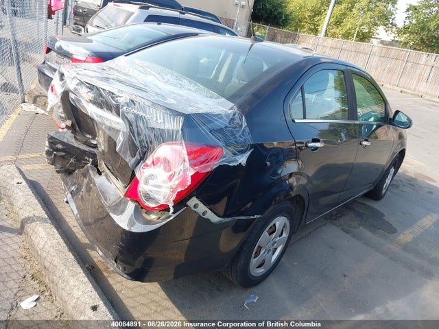 Chevrolet SONIC LT 2014 1G1JC5EH5E4191799 Image 4