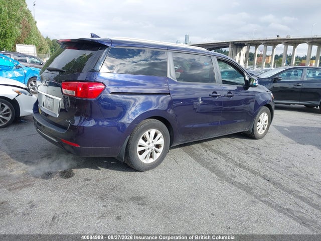 KIA SEDONA LX 2018 KNDMB5C10J6369937 Image 4