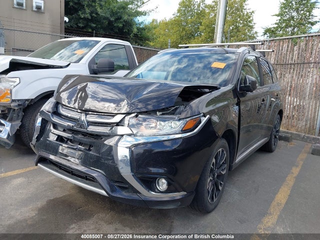 JA4J24A55JZ617305 Mitsubishi Outlander Se/gt