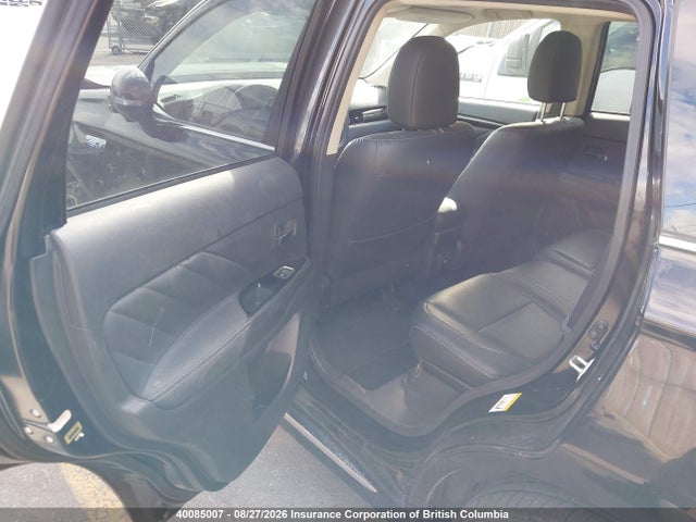 JA4J24A55JZ617305 Mitsubishi Outlander Se/gt