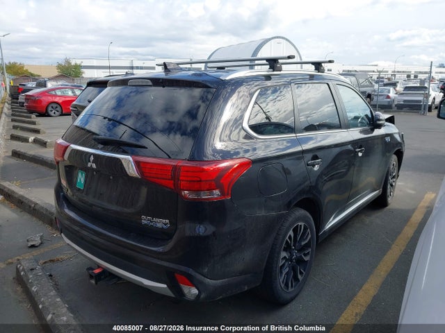 JA4J24A55JZ617305 Mitsubishi Outlander Se/gt