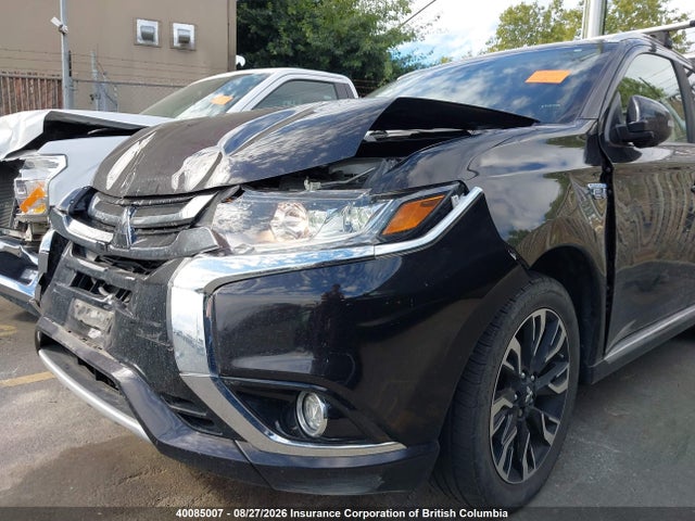 JA4J24A55JZ617305 Mitsubishi Outlander Se/gt