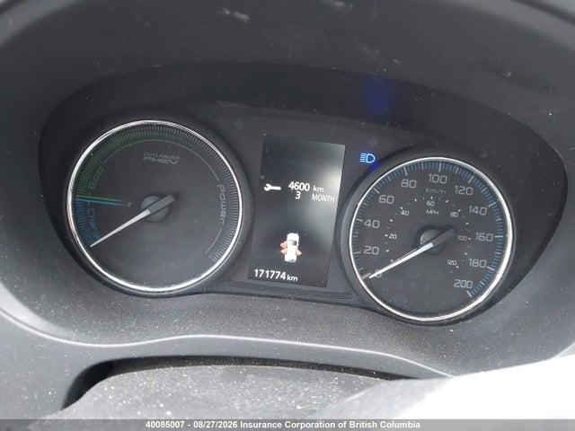 JA4J24A55JZ617305 Mitsubishi Outlander Se/gt