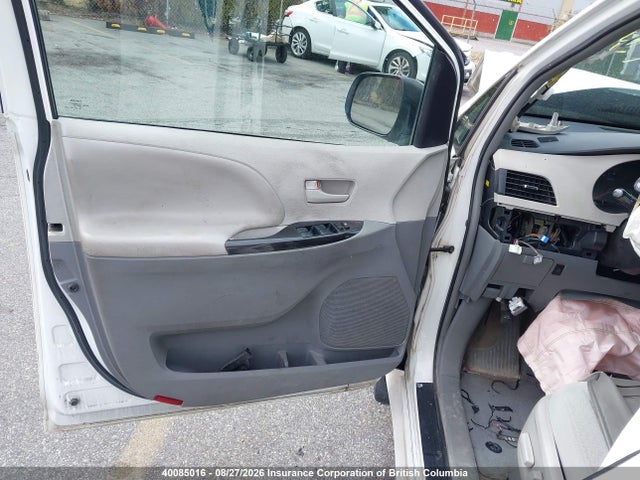 Toyota SIENNA LE 2014 5TDKK3DC7ES501030 Image 22