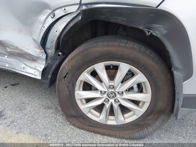 Toyota Corolla Cross Le 2024 7MUCAABG9RV095507 Image 19