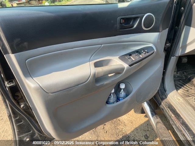 2013 Toyota Tacoma V6 მანქანა იყიდება აუქციონზე, vin: 5TFMU4FN6DX018564, აუქციონის ნომერი: 40085023