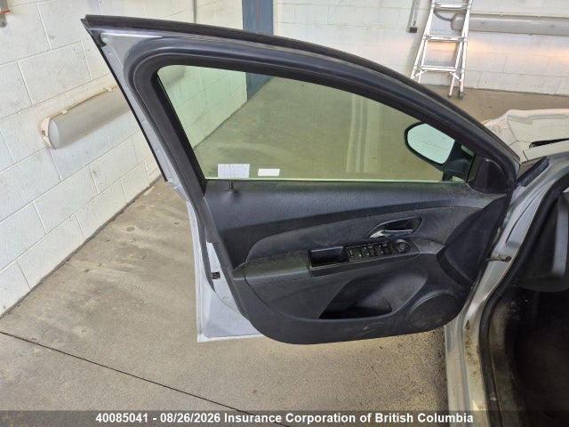 1G1PC5SB0F7131133 Chevrolet Cruze