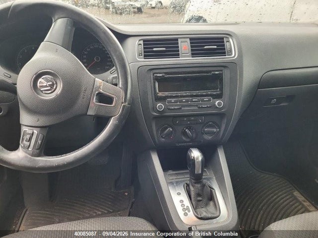 40085087 :رقم المزاد ، 3VWDK7AJ9CM382488 vin ، 2012 Volkswagen Jetta مزاد بيع