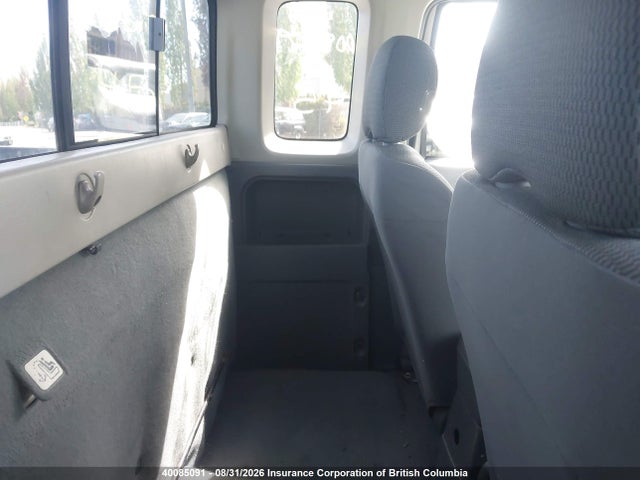 40085091 :رقم المزاد ، 1N6DD26T24C458496 vin ، 2004 Nissan Frontier Xe مزاد بيع