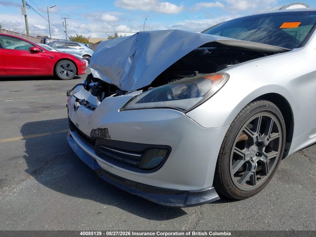 2010 Hyundai Genesis Coupe 3.8l მანქანა იყიდება აუქციონზე, vin: KMHHU6KH9AU013736, აუქციონის ნომერი: 40085139