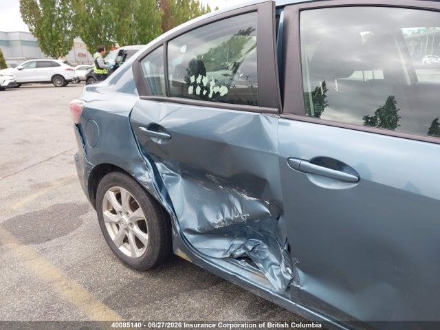 40085140 :رقم المزاد ، JM1BL1VF7B1390675 vin ، 2011 Mazda 3 I مزاد بيع