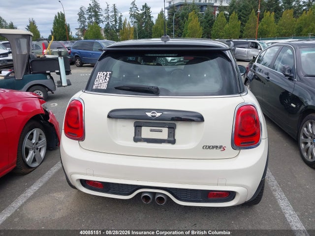 WMWXP7C55F2A58810 Mini COOPER S